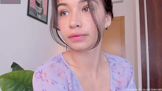 Snapshot of Adriennesexxx chatting on 09/16/25, 10:16 Adriennesexxx online show from 09/16/25, 10:16