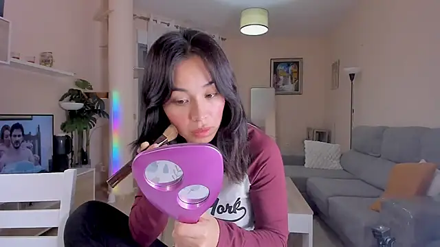 Snapshot of Adriennesexxx chatting on 10/18/25, 09:15 Adriennesexxx online show from 10/18/25, 09:15