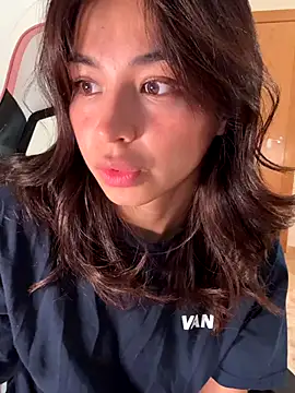 Snapshot of Adriennesexxx chatting on 11/30/25, 12:53 Adriennesexxx online show from 11/30/25, 12:53