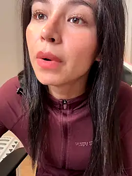 Adriennesexxx online show from 01/06/26, 05:49