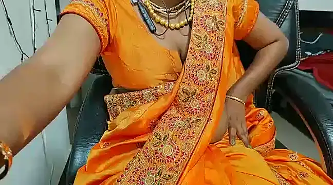 Snapshot of Anjali_cute-Pondati chatting on 03/13/25, 04:27 Anjali cute-Pondati online show from 03/13/25, 04:27