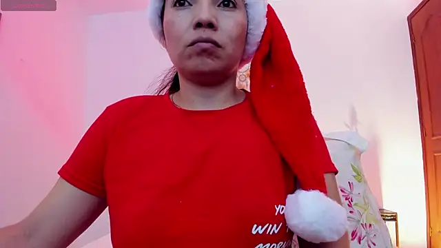 Sofia Walke1 online show from 11/26/25, 12:11