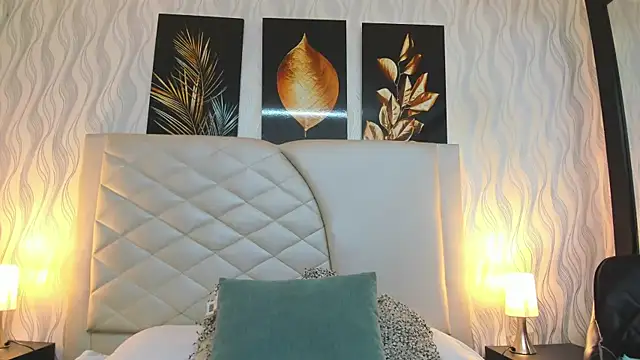 Snapshot of Amberr_Greyy chatting on 02/13/25, 01:37 Amberr Greyy online show from 02/13/25, 01:37