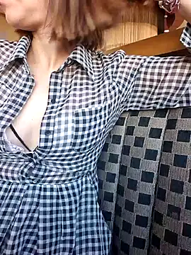 Snapshot of Lunababymylove chatting on 12/07/24, 09:11 Lunababymylove online show from 12/07/24, 09:11