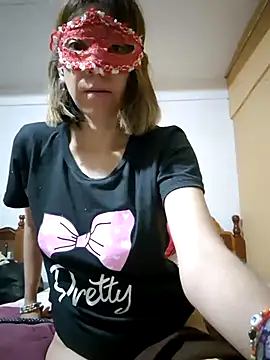 Snapshot of Lunababymylove chatting on 12/26/24, 07:49 Lunababymylove online show from 12/26/24, 07:49