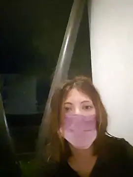 Snapshot of Lunababymylove chatting on 02/12/25, 04:01 Lunababymylove online show from 02/12/25, 04:01