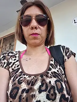 Snapshot of Lunababymylove chatting on 03/08/25, 11:07 Lunababymylove online show from 03/08/25, 11:07