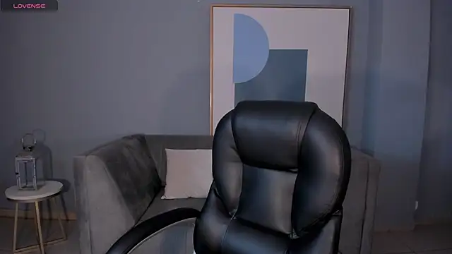 DolcieElliot online show from 12/30/24, 11:48