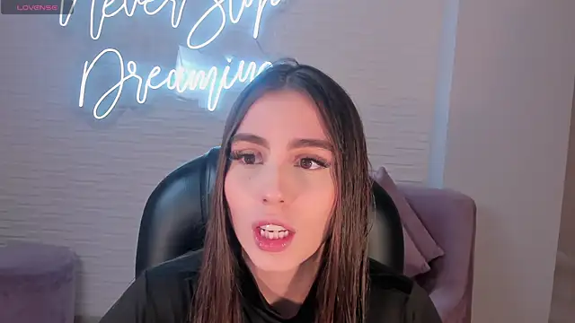 DolcieElliot online show from 03/04/25, 01:28