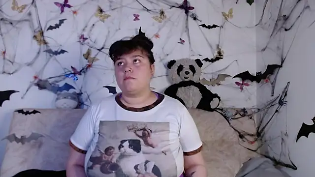 LennaTurnerr online show from 10/08/25, 07:44