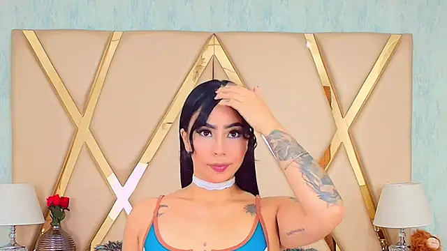 GiahDaniels online show from 02/13/25, 06:05