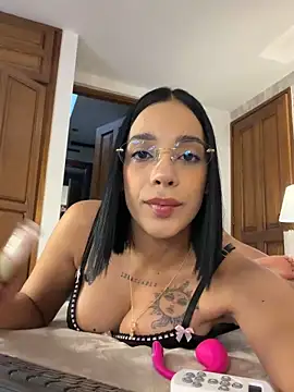 AngelineConnor online show from 04/10/26, 10:25