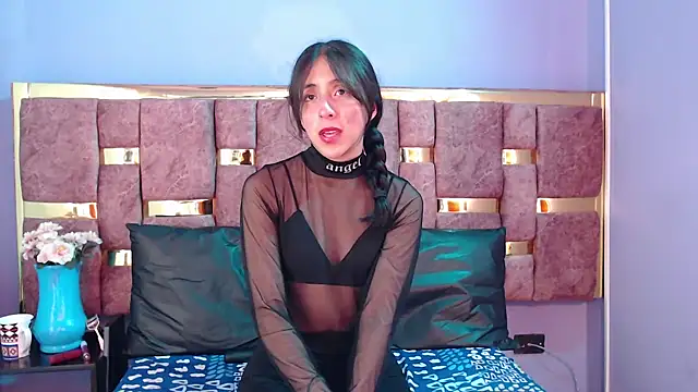 ling ling24 online show from 02/19/25, 06:00