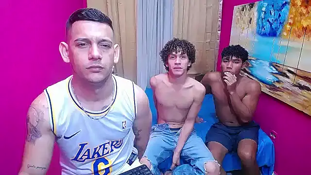 hugecocks hot online show from 01/14/26, 11:42