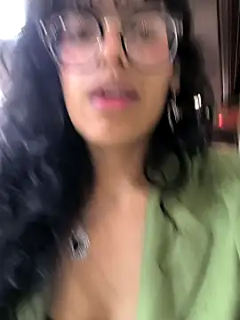 Snapshot of Fun_Everywhere chatting on 01/05/25, 01:35 Fun Everywhere online show from 01/05/25, 01:35