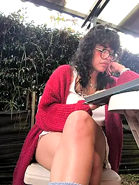 Snapshot of Fun_Everywhere chatting on 09/10/25, 09:04 Fun Everywhere online show from 09/10/25, 09:04