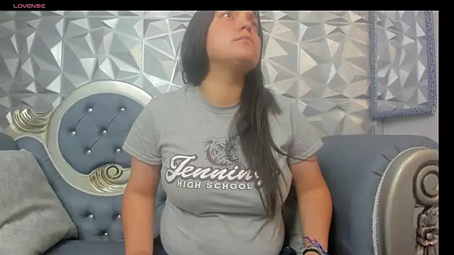 KataleyaStiward online show from 01/28/25, 01:05