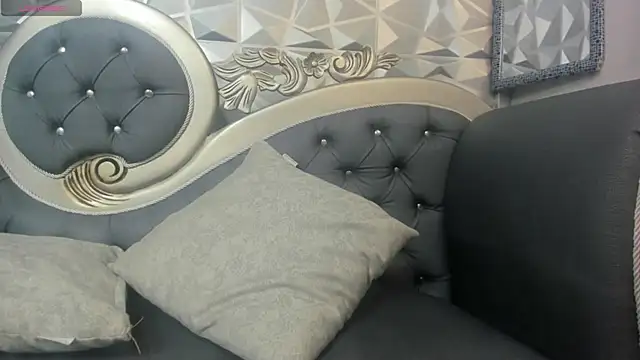 KataleyaStiward online show from 02/10/25, 04:04