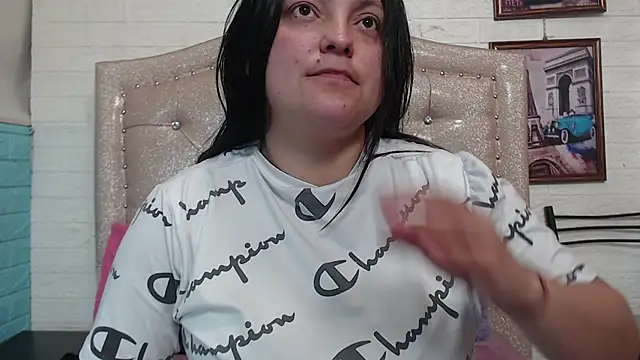 KataleyaStiward online show from 09/11/25, 01:00