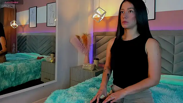 Snapshot of Ary_thompson__ chatting on 04/16/26, 12:28 Ary thompson online show from 04/16/26, 12:28