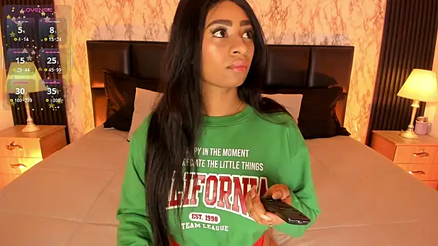 Snapshot of SpicyAmelia chatting on 10/26/25, 12:22 SpicyAmelia online show from 10/26/25, 12:22