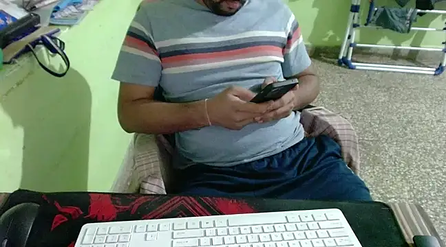 hornycharlie04 online show from 01/22/25, 07:03