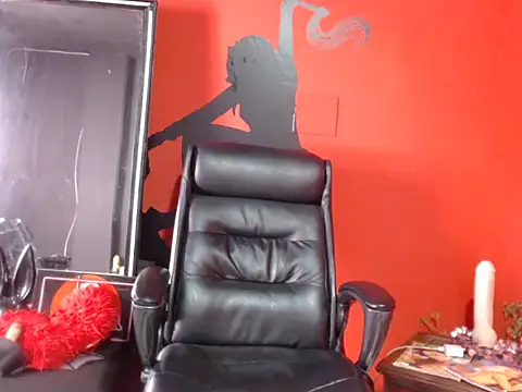 Snapshot of KLOE_PIELL chatting on 02/05/26, 09:19 KLOE PIELL online show from 02/05/26, 09:19