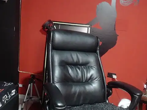 KLOE PIELL online show from 03/18/26, 10:57