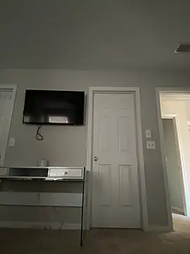 Snapshot of BubbaATL chatting on 02/17/26, 06:47 BubbaATL online show from 02/17/26, 06:47