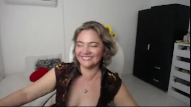 Ghada milf online show from 01/03/25, 11:55