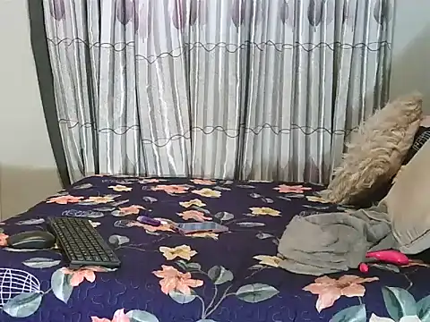 Snapshot of Amberbela chatting on 12/04/24, 04:21 Amberbela online show from 12/04/24, 04:21