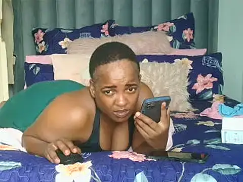 Snapshot of Amberbela chatting on 12/09/24, 02:49 Amberbela online show from 12/09/24, 02:49