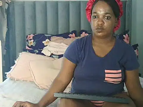 Snapshot of Amberbela chatting on 01/26/25, 06:59 Amberbela online show from 01/26/25, 06:59