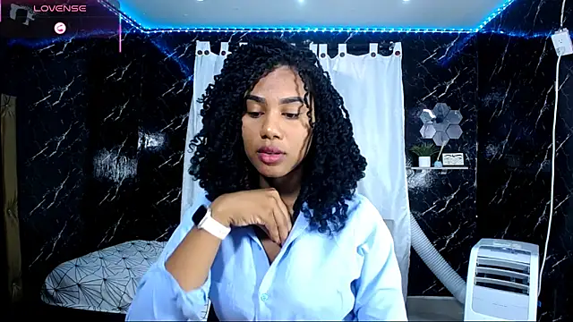 Hillary queen online show from 09/12/25, 12:38