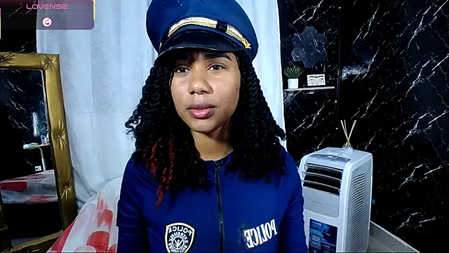 Hillary queen online show from 11/02/25, 12:51