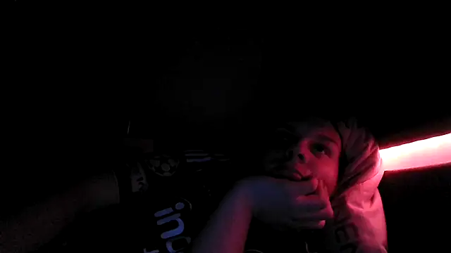 Nicolasjlhkjzl online show from 03/27/26, 07:24