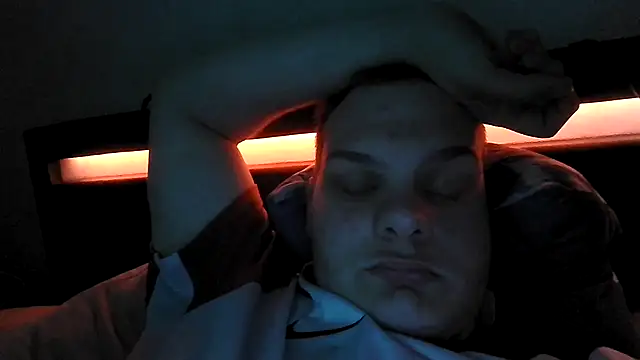 Nicolasjlhkjzl online show from 04/11/26, 06:18