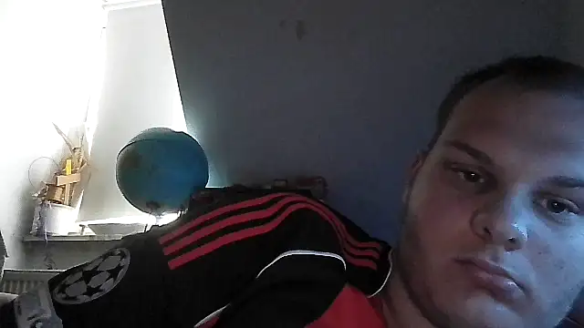 Nicolasjlhkjzl online show from 07/05/26, 10:00
