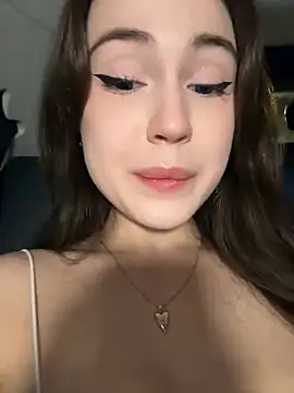 Peachy Dream online show from 12/12/24, 09:48