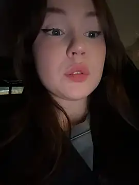 Snapshot of Peachy_Dream chatting on 11/14/25, 08:07 Peachy Dream online show from 11/14/25, 08:07