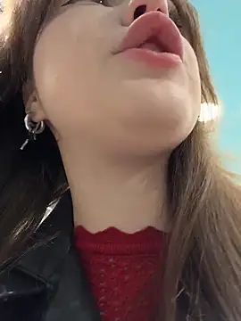 Snapshot of Peachy_Dream chatting on 12/15/25, 05:06 Peachy Dream online show from 12/15/25, 05:06