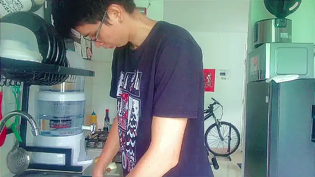 Andy gray online show from 12/05/25, 12:03