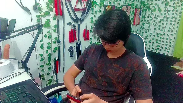 Andy gray online show from 04/11/26, 01:43