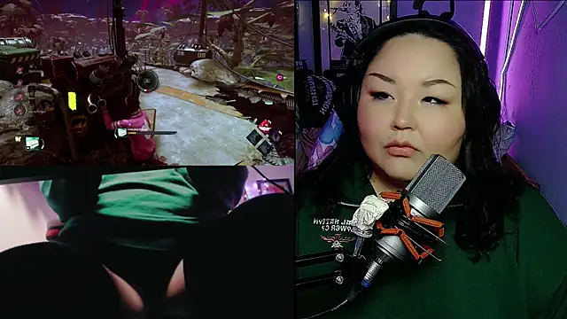 Snapshot of EmGreens chatting on 03/16/25, 03:47 EmGreens online show from 03/16/25, 03:47