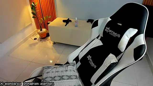 dafboy1 online show from 02/27/25, 03:59