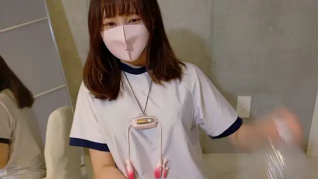 tsukuyomityan1 online show from 10/06/25, 08:34