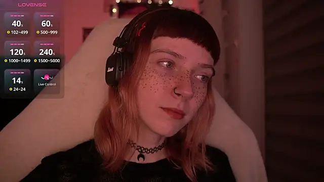 Snapshot of juliapie chatting on 12/09/24, 04:12 juliapie online show from 12/09/24, 04:12