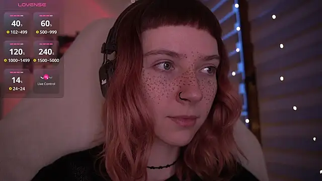 Snapshot of juliapie chatting on 01/12/25, 06:49 juliapie online show from 01/12/25, 06:49