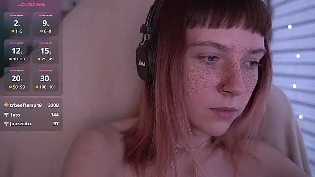 Snapshot of juliapie chatting on 02/12/25, 08:38 juliapie online show from 02/12/25, 08:38