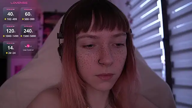 Snapshot of juliapie chatting on 03/11/25, 05:38 juliapie online show from 03/11/25, 05:38